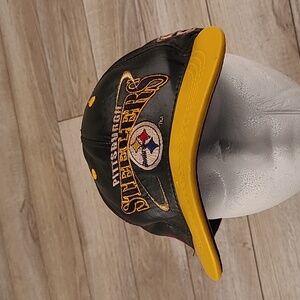 PITTSBURGH STEELERS NFL Black Gold‎ Modern USA Leather Snapback Cap Hat VTG RARE